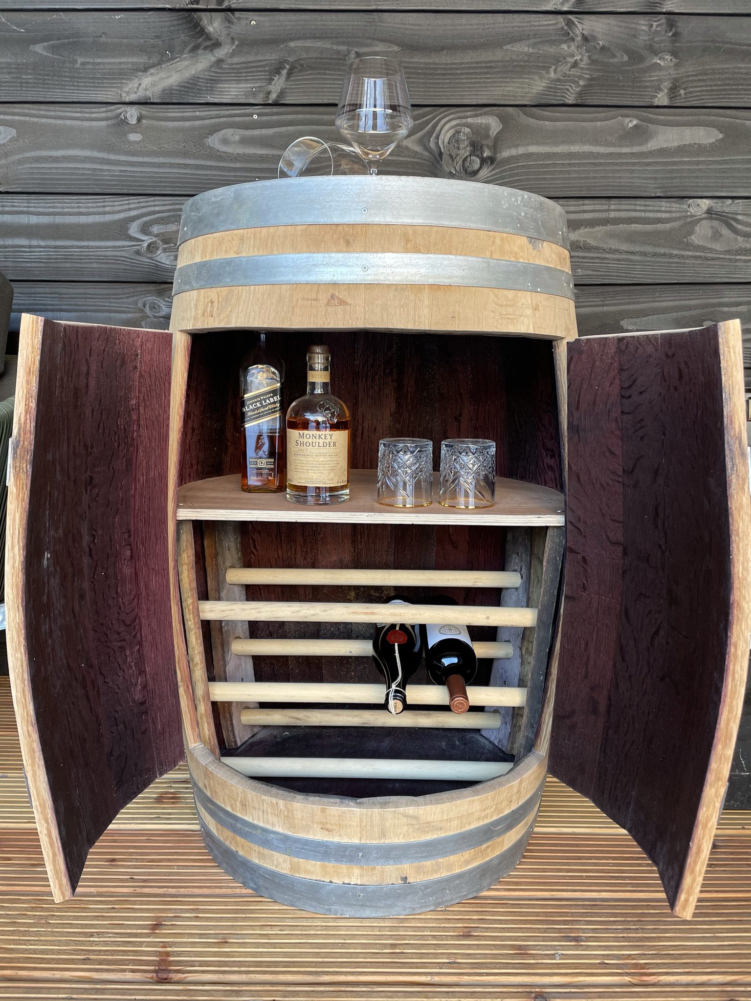 Drank kast Syrah – 225 liter Eiken Wijnvat – Ruimte voor 30 flessen